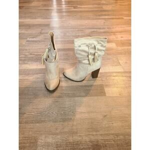 Shoe dazzle size 7 womens taupe celia booties